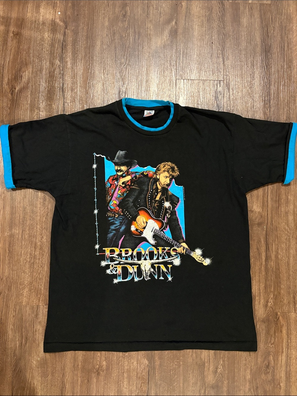 Vintage Brooks & Dunn’s men’s XL T-shirt single stitch